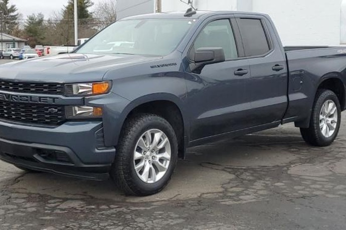 CHEVROLET SILVERADO 1500 2.7L V6 4WD CUSTOM