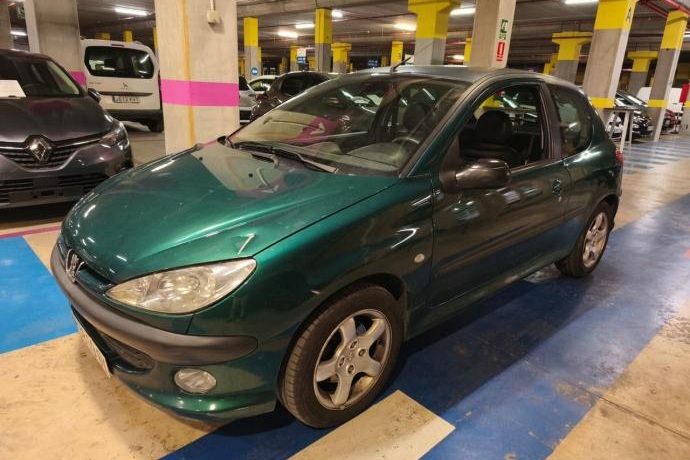 PEUGEOT 206 GTI