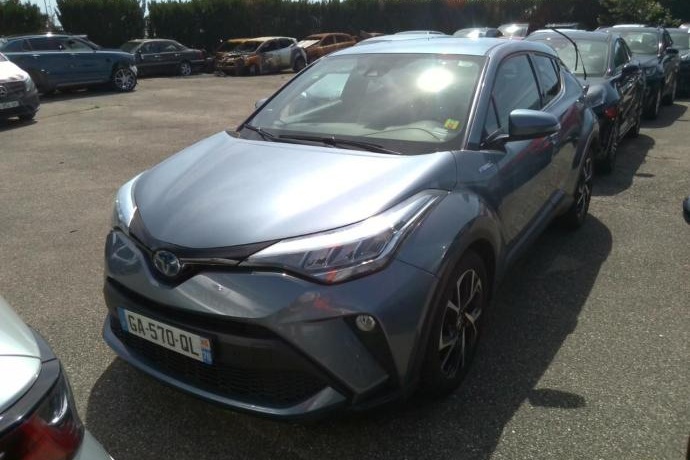 TOYOTA C-HR 1.8 125H ADVANCE