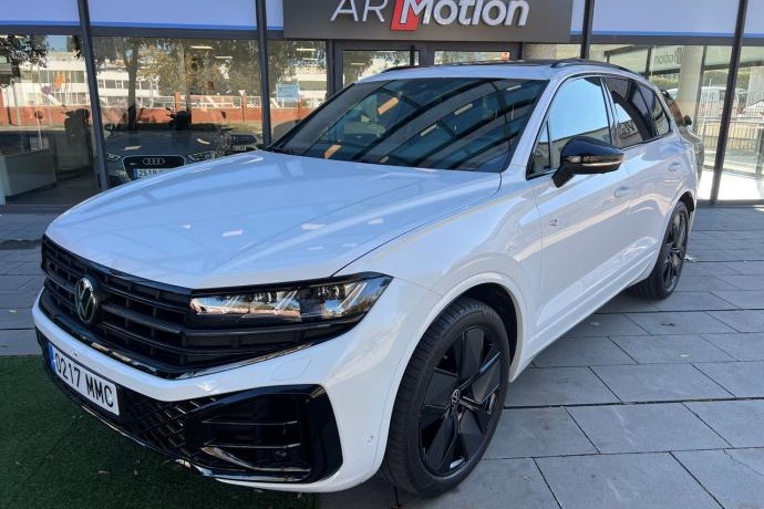 VOLKSWAGEN TOUAREG R-Line 3.0 V6 TDI 4Motion