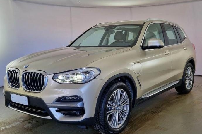 BMW X3 xDrive30e