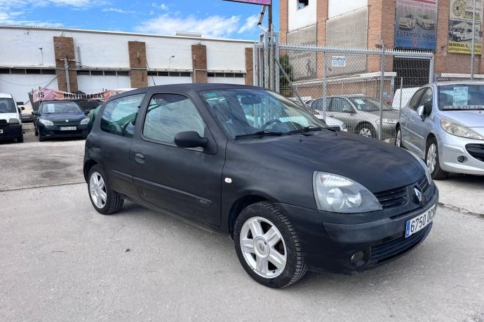 RENAULT CLIO 1.2 16V