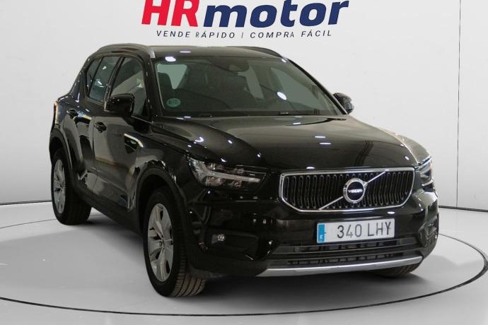 VOLVO XC40 Business Plus 2WD