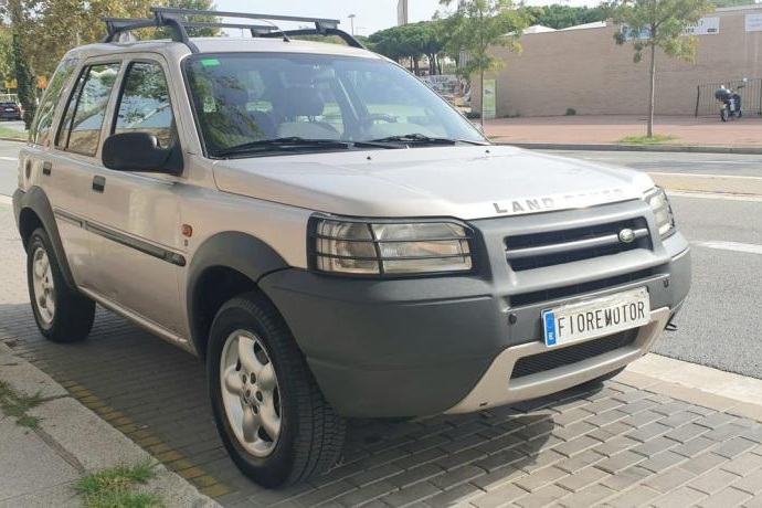 LAND-ROVER FREELANDER 2.0 TD4 S  5P