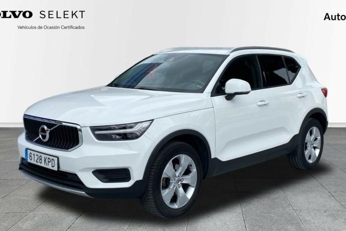 VOLVO XC40 2.0 D3 MOMENTUM 5P