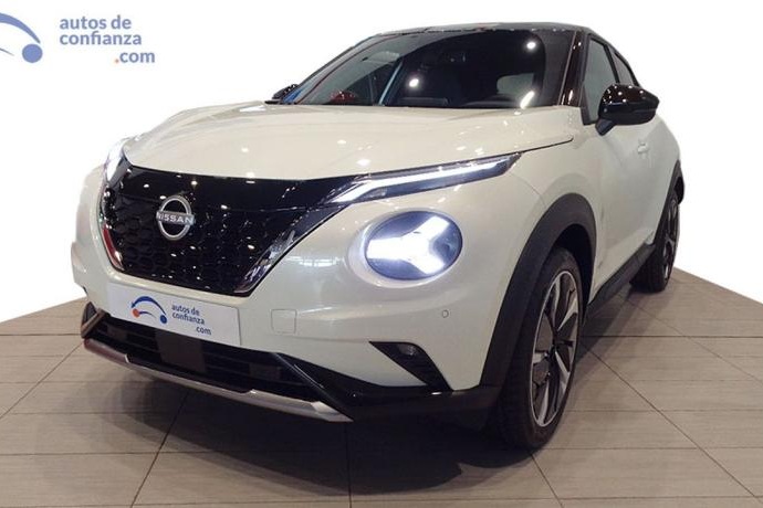 NISSAN JUKE HYBRID DESIGN BLACK