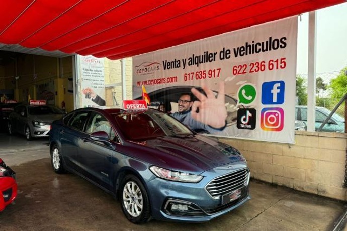 FORD MONDEO 4 puertas Titanium HEV 2.0 Híbrido 137 kW (187 CV)