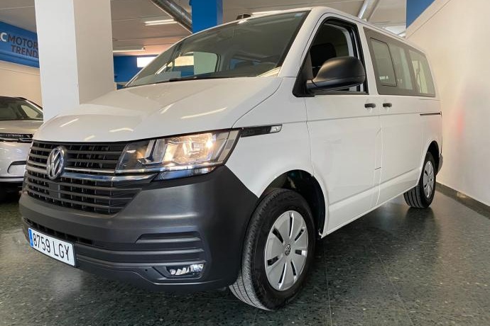 VOLKSWAGEN TRANSPORTER 2.0 TDI KOMBI 9 PLAZAS