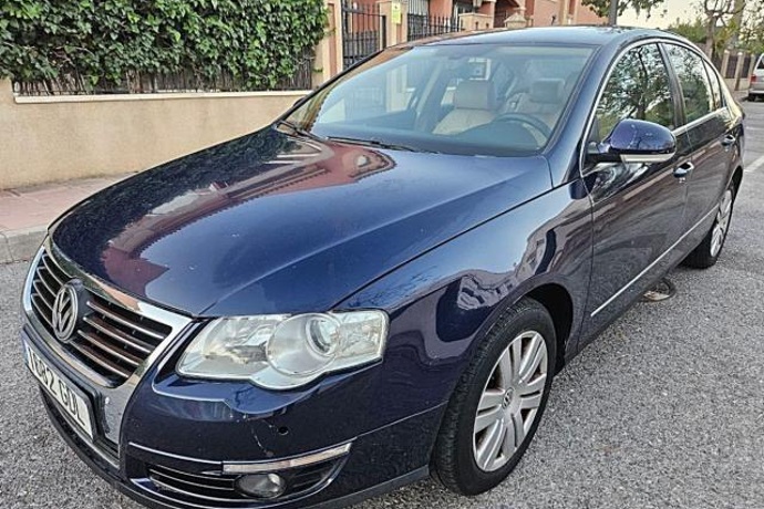 VOLKSWAGEN PASSAT 2.0 16V TDI Highline