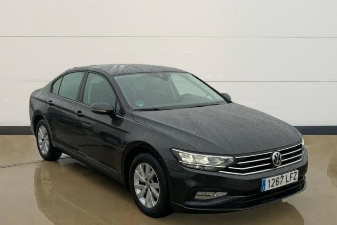 VOLKSWAGEN PASSAT 1.6 TDI 88KW DSG 120 4P