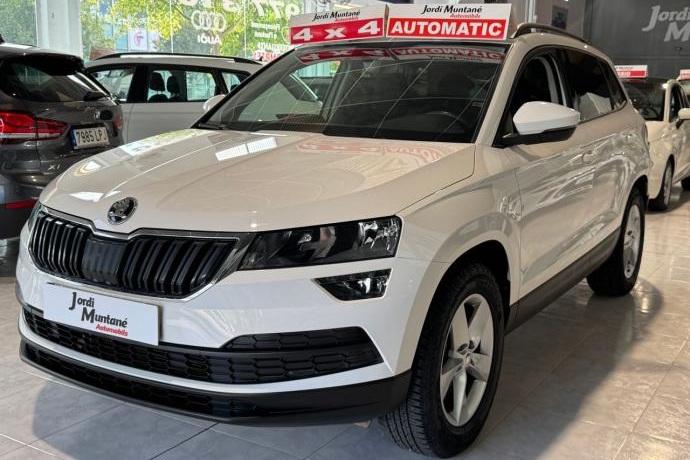 SKODA Karoq 2.0TDI 4X4 AMBITION .- " AUTOMATICO-DSG-7  ".- " IMPECABLE ".-