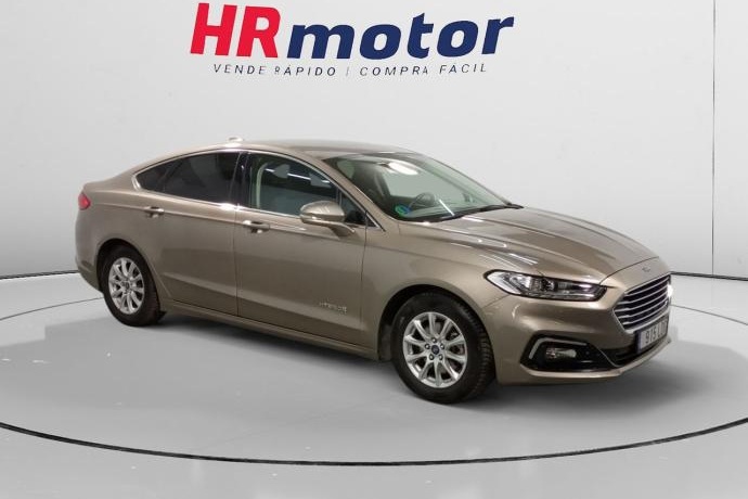 FORD MONDEO Hybrid Titanium