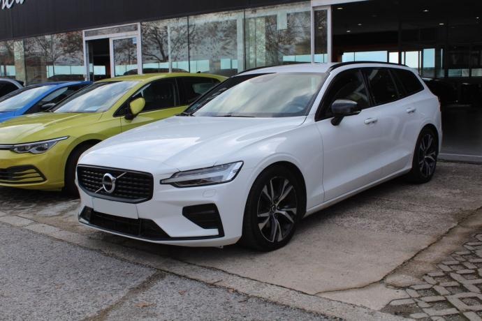 VOLVO V60 2.0 B4 (G) R-Design Auto