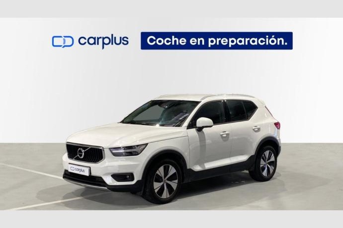 VOLVO XC40 2.0 D3 Momentum Pro Auto