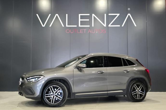 MERCEDES-BENZ GLA 200D