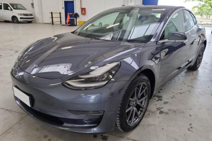 TESLA MODEL 3 Gran Autonomía AWD