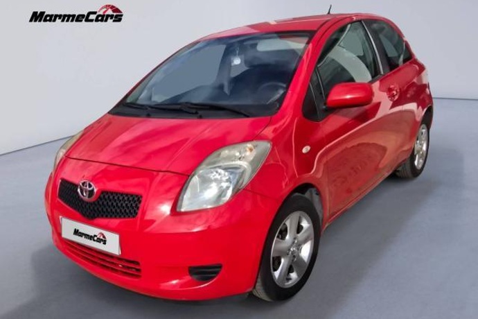 TOYOTA YARIS 1.3 3p. Luna