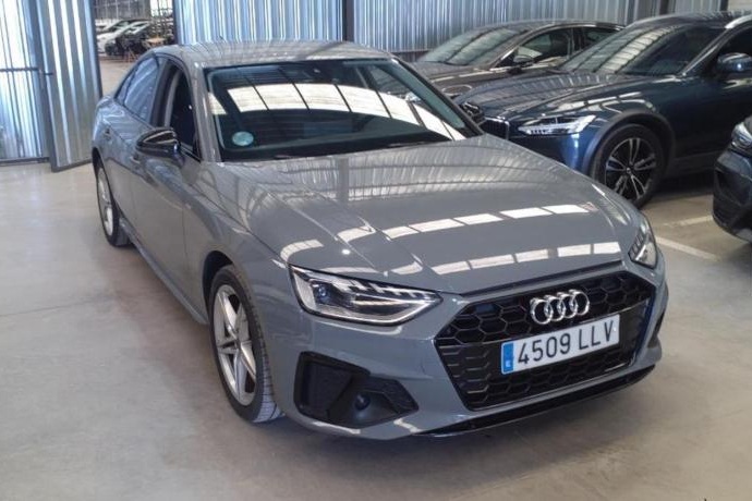 AUDI A4 S-line 163cv 2020