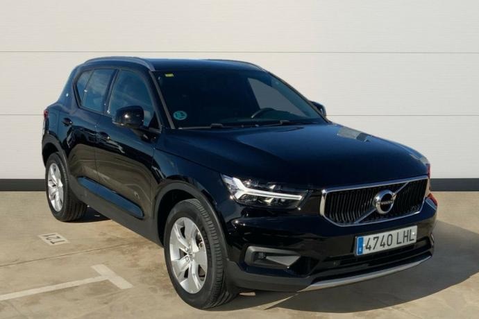 VOLVO XC40 1.5 T3 MOMENTUM PRO 163 5P