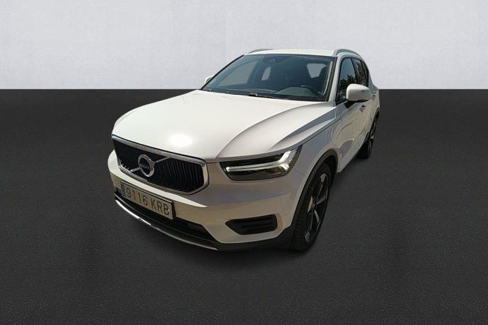 VOLVO XC40 2.0 D3 Momentum Auto