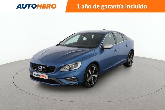 VOLVO S60 2.0 D3 R-Design Momentum