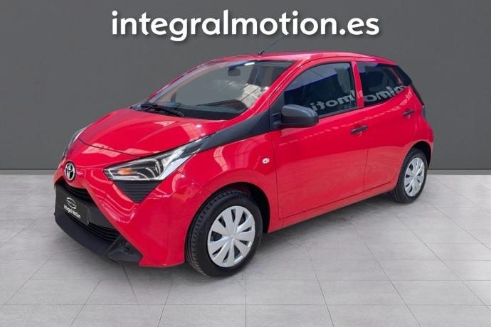 TOYOTA AYGO 1.0 70 x-play