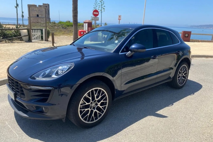 PORSCHE MACAN S