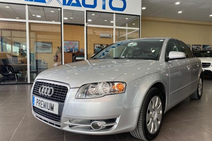 AUDI A4 2.0 TDI 140 CV SEDÁN 6 VELOCIDADES