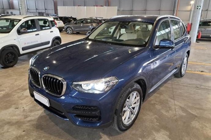 BMW X3 xDrive30e