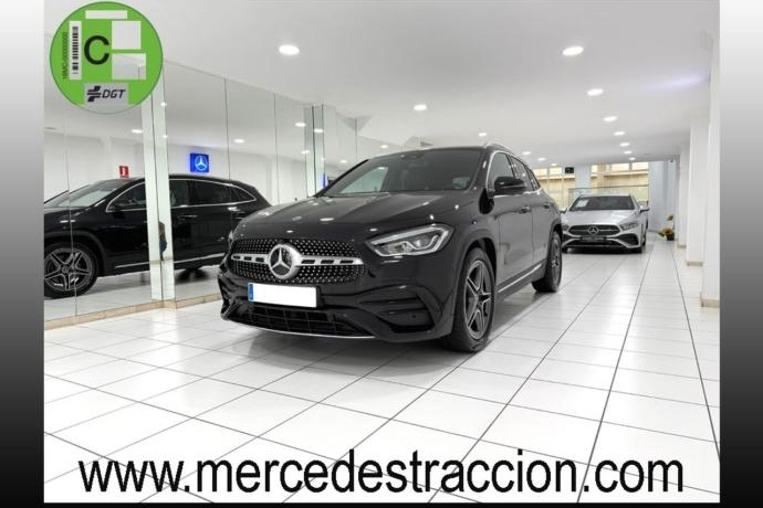 MERCEDES-BENZ GLA 200 AMG Line/ Paquete Premium