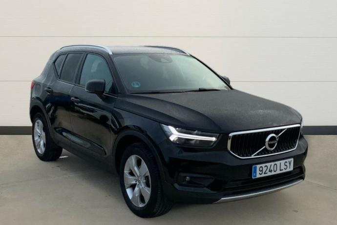 VOLVO XC40 1.5 T2 MOMENTUM PRO AUTO 129 5P