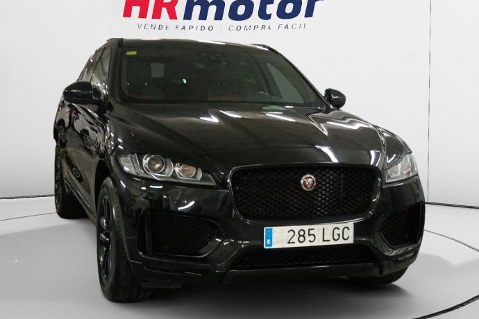 JAGUAR F-PACE Chequered Flag AWD