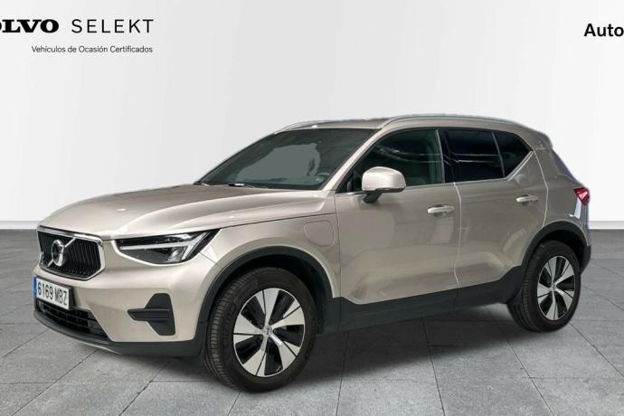 VOLVO XC40 1.5 T4 PHEV RECHARGE CORE DCT 5P