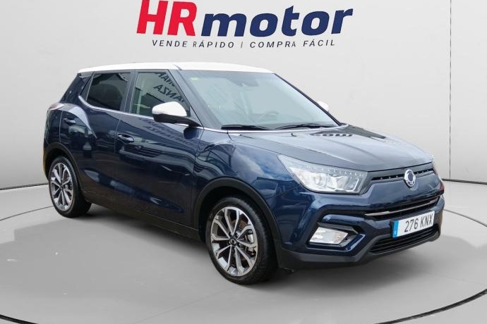 SSANGYONG TIVOLI Premium 4x2