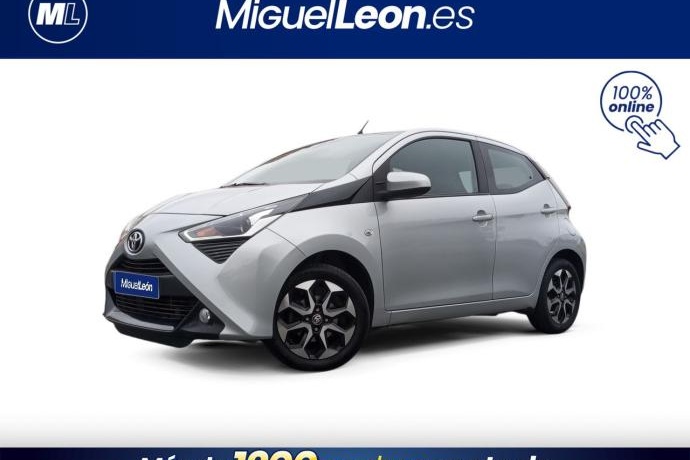 TOYOTA AYGO 1.0 70 x-play