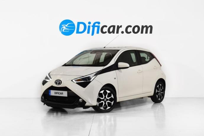 TOYOTA AYGO X-Play 1.0 70CV 5p