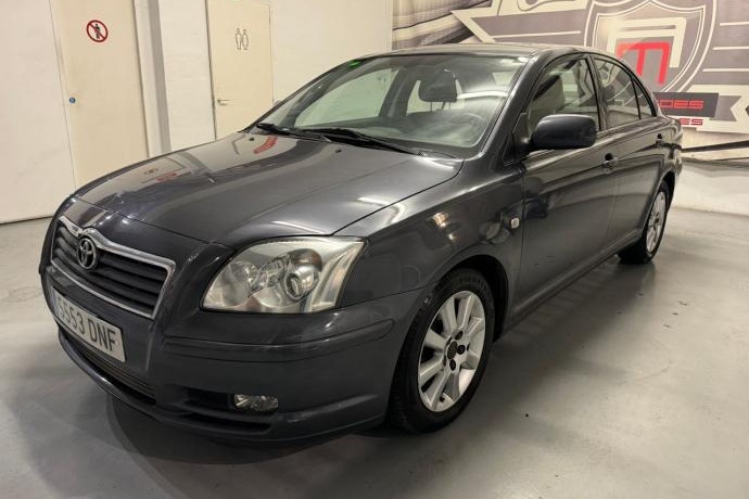 TOYOTA AVENSIS 2.2D SOL