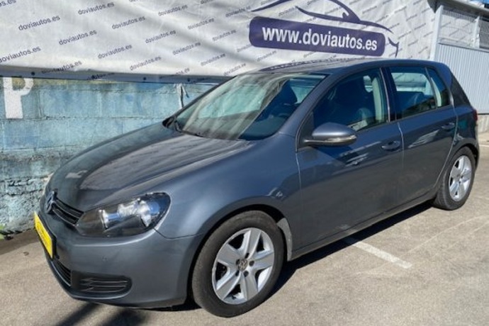 VOLKSWAGEN GOLF 2.0 TDI ADVANCE