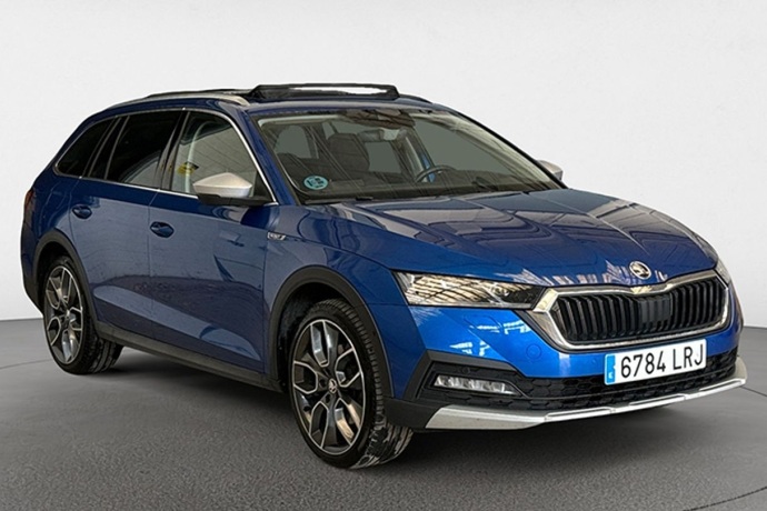 SKODA OCTAVIA Combi 2.0 TDI Scout 4x4 DSG